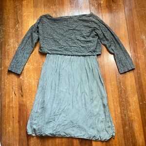 Amanti Gray Lace Long Sleeve Silk Dress, size xs